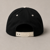 5 panel Pitch black/Aged white rope cap